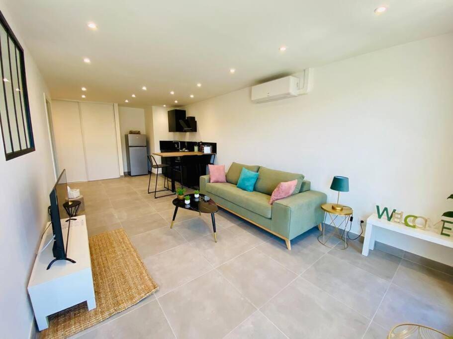 "Royal" Magnifique Appartement Avec Vue Sur Le Cadre Royal セット エクステリア 写真