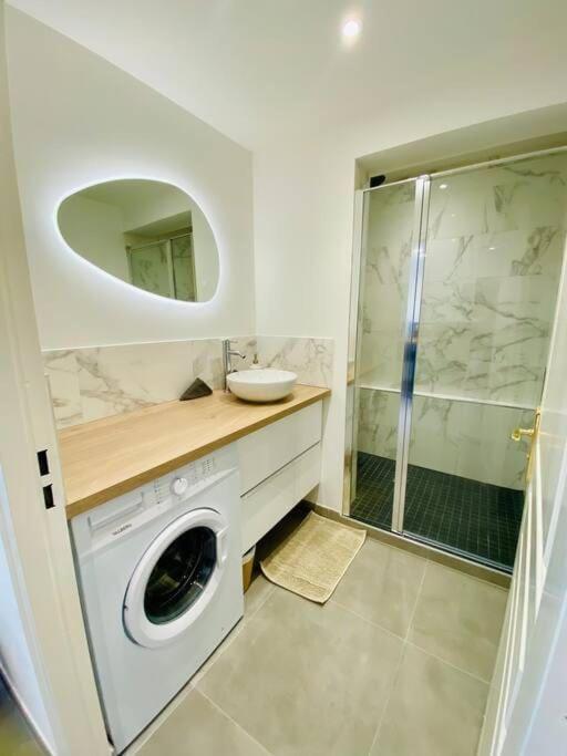 "Royal" Magnifique Appartement Avec Vue Sur Le Cadre Royal セット エクステリア 写真